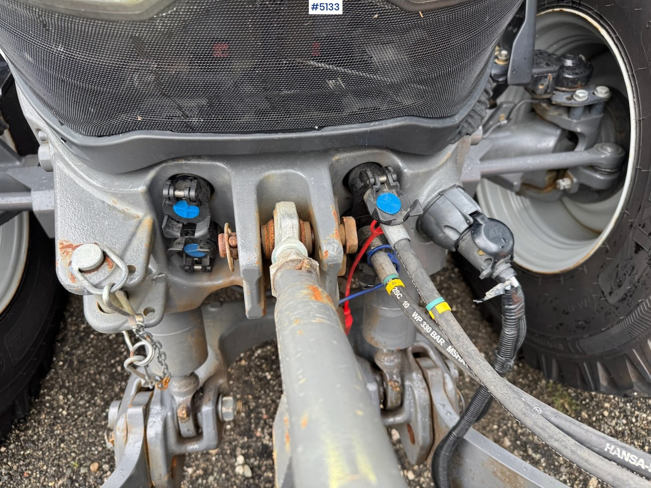 2022 Massey Ferguson 5S.105 w/front hydraulics and plowing rig - Trator: foto 5 2022 Massey Ferguson 5S.105 w/front hydraulics and plowing rig - Trator: foto 5