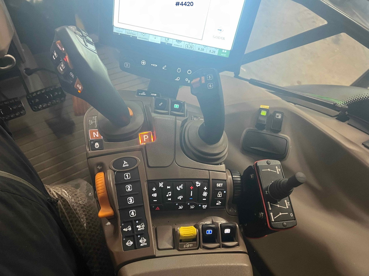 Leasing de  2024 John Deere 6150R w/ Quicke Front Loader & Bucket 2024 John Deere 6150R w/ Quicke Front Loader & Bucket: foto 19