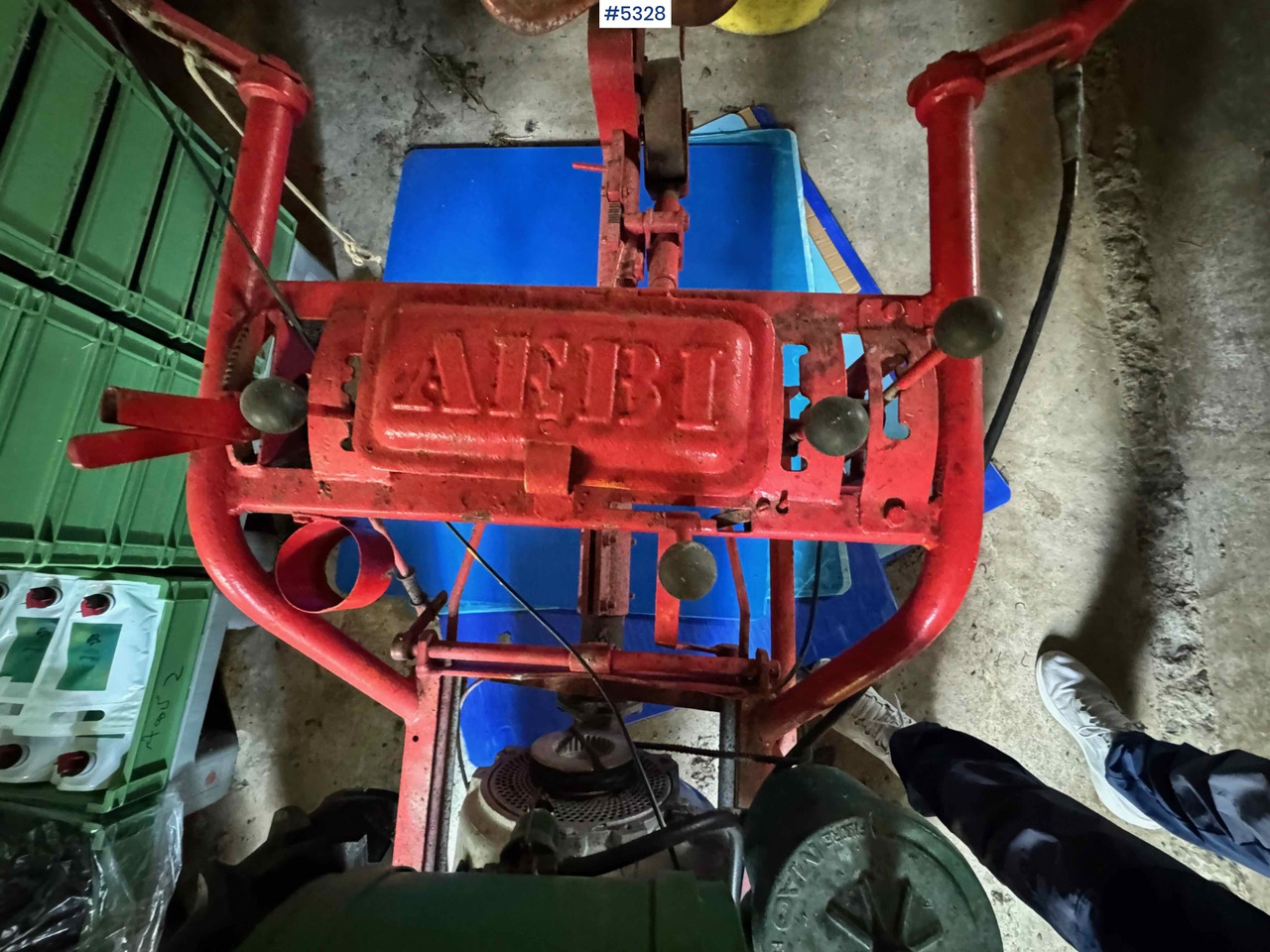 Leasing de  Aebi AM 53 tractor Aebi AM 53 tractor: foto 14
