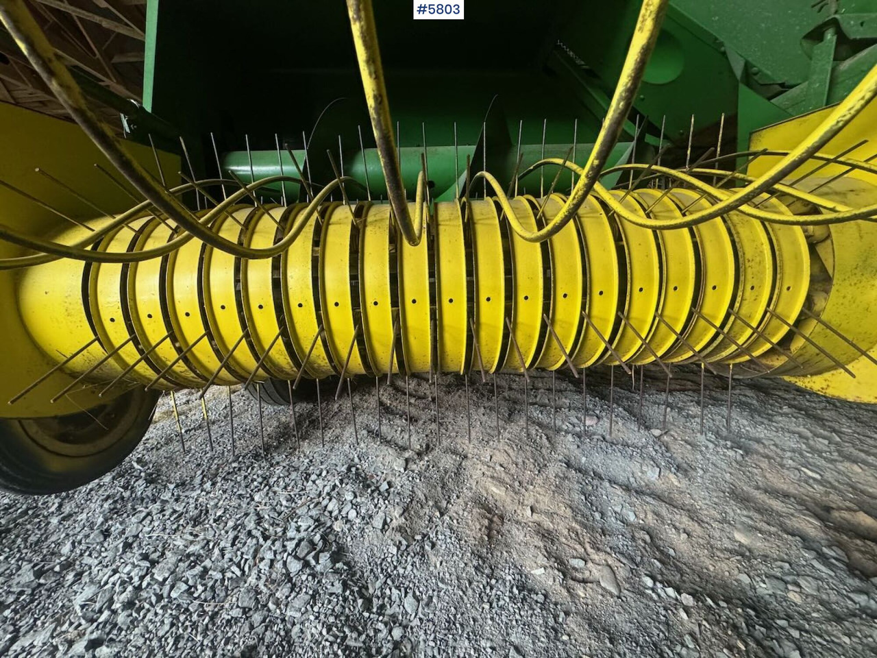 Máquina para produção de feno John Deere 342: foto 11 Máquina para produção de feno John Deere 342: foto 11