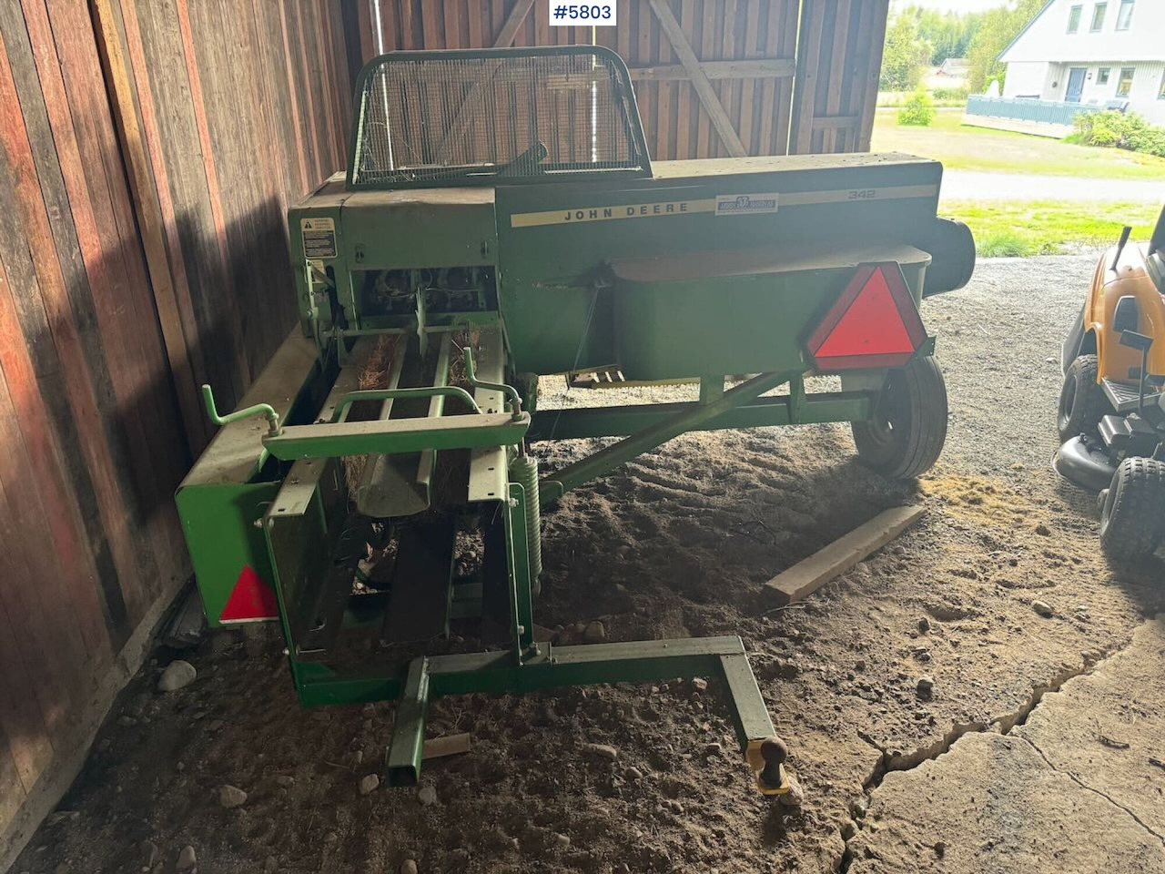 Máquina para produção de feno John Deere 342: foto 6 Máquina para produção de feno John Deere 342: foto 6