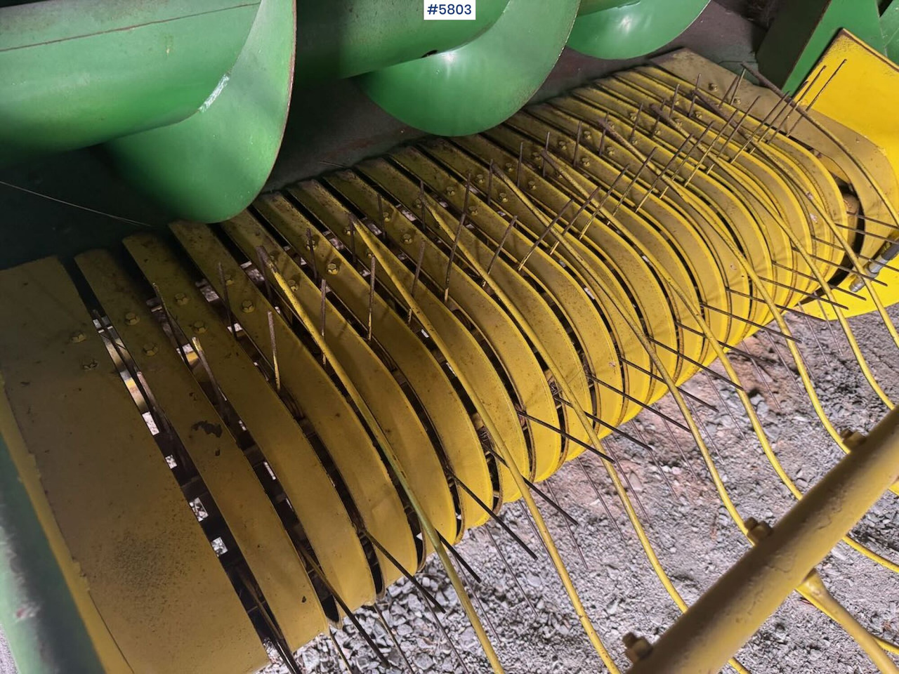 Máquina para produção de feno John Deere 342: foto 9 Máquina para produção de feno John Deere 342: foto 9