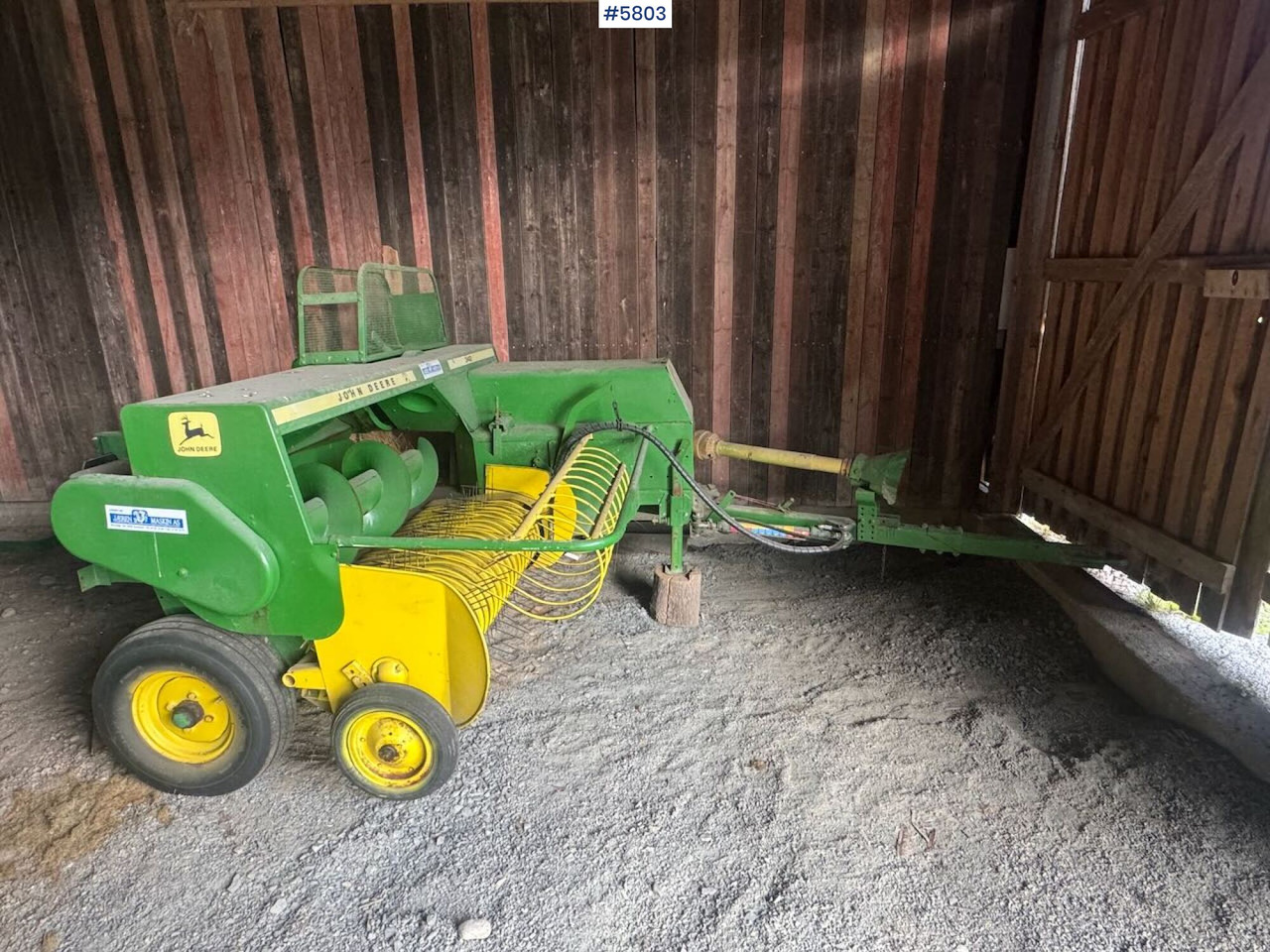 John Deere 342 - Máquina para produção de feno: foto 3 John Deere 342 - Máquina para produção de feno: foto 3