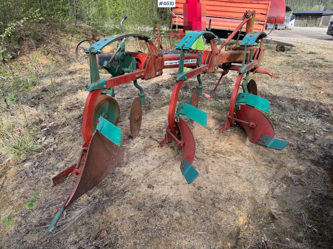 Kverneland Mod A 3-furrow plough - Maquina para lavrar a terra: foto 4 Kverneland Mod A 3-furrow plough - Maquina para lavrar a terra: foto 4