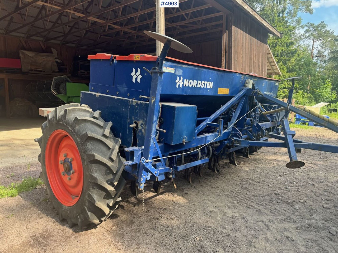 Nordsten CKG300 MK Combi seeder - Semeadeira: foto 3 Nordsten CKG300 MK Combi seeder - Semeadeira: foto 3