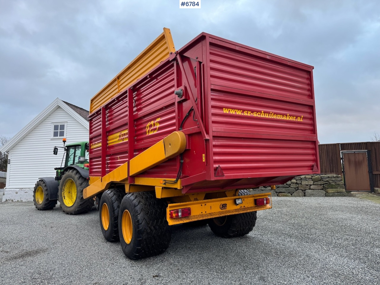 Schuitemaker Rapide 125 Loading trolley. - Máquina para produção de feno: foto 4 Schuitemaker Rapide 125 Loading trolley. - Máquina para produção de feno: foto 4