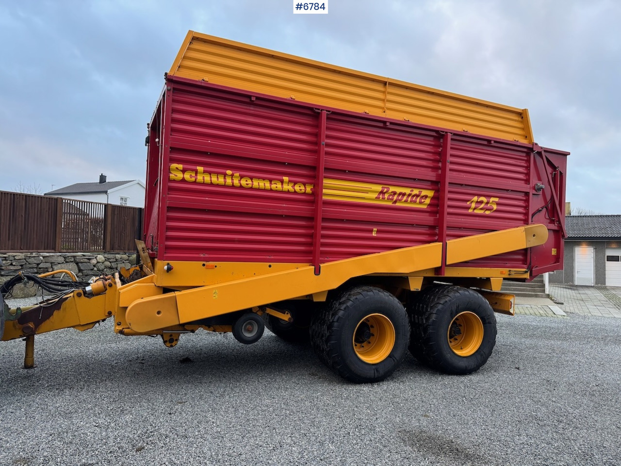 Schuitemaker Rapide 125 Loading trolley. - Máquina para produção de feno: foto 2 Schuitemaker Rapide 125 Loading trolley. - Máquina para produção de feno: foto 2