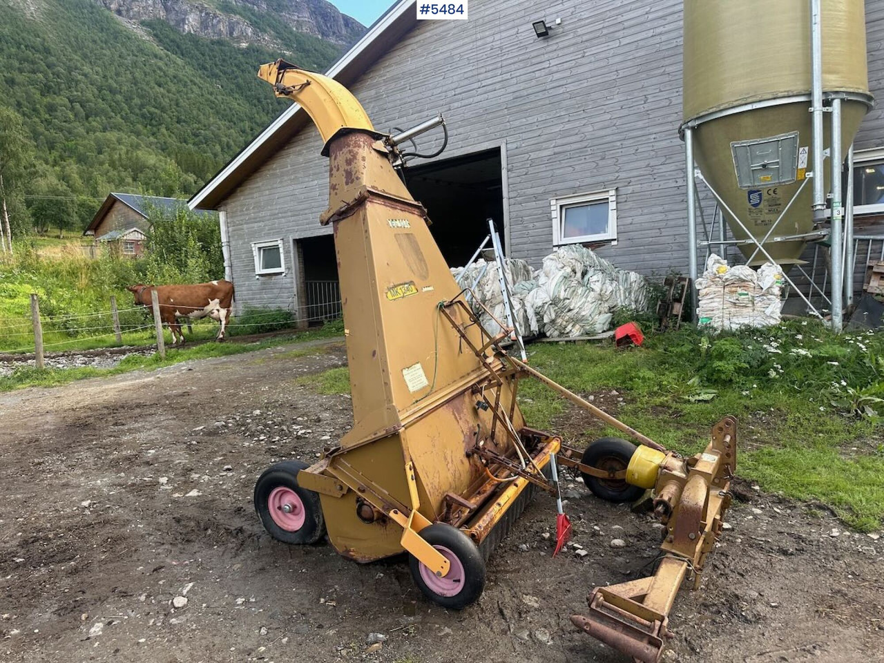 Serigstad MK 1340 Forage harvester - Máquina para produção de feno: foto 1 Serigstad MK 1340 Forage harvester - Máquina para produção de feno: foto 1