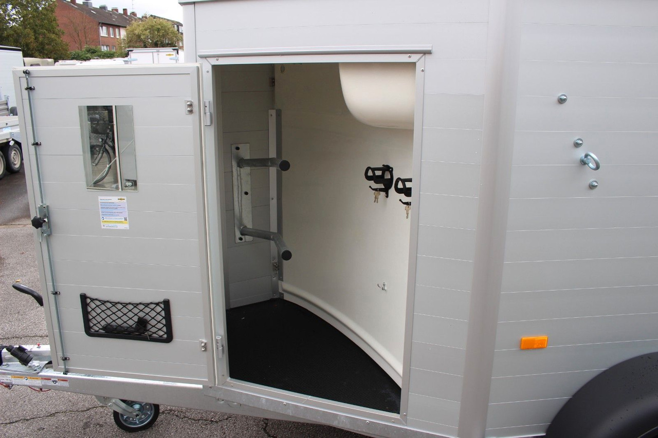 Humbaur Equitos Alu Plus 2400 Pferdeanhänger Sattelkamme - Reboque transporte de gado: foto 4 Humbaur Equitos Alu Plus 2400 Pferdeanhänger Sattelkamme - Reboque transporte de gado: foto 4