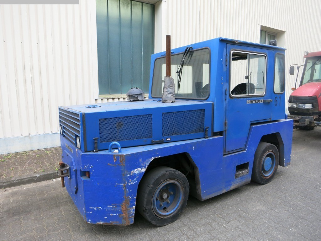 Trator de bagagem Deutruck DD120: foto 1