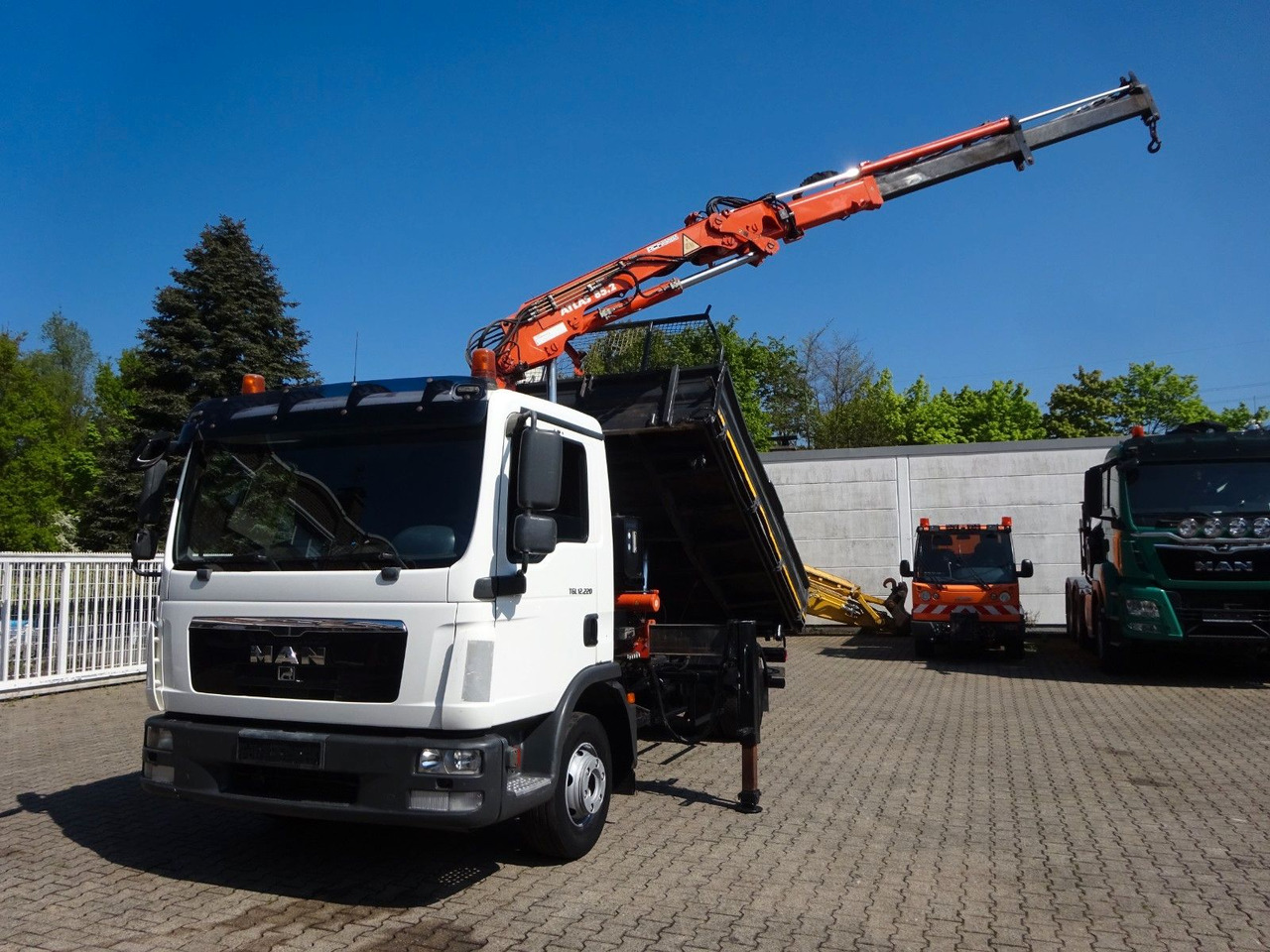 MAN 12.220 TGS + Atlas 85.2 Kran 4x2 - Camião basculante, Camião grua: foto 5 MAN 12.220 TGS + Atlas 85.2 Kran 4x2 - Camião basculante, Camião grua: foto 5
