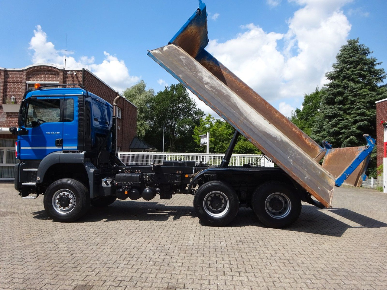 MAN 26.420 TGS MEILER 3Skipper + Bordmatik 6x6 - Camião basculante, Camião grua: foto 3 MAN 26.420 TGS MEILER 3Skipper + Bordmatik 6x6 - Camião basculante, Camião grua: foto 3