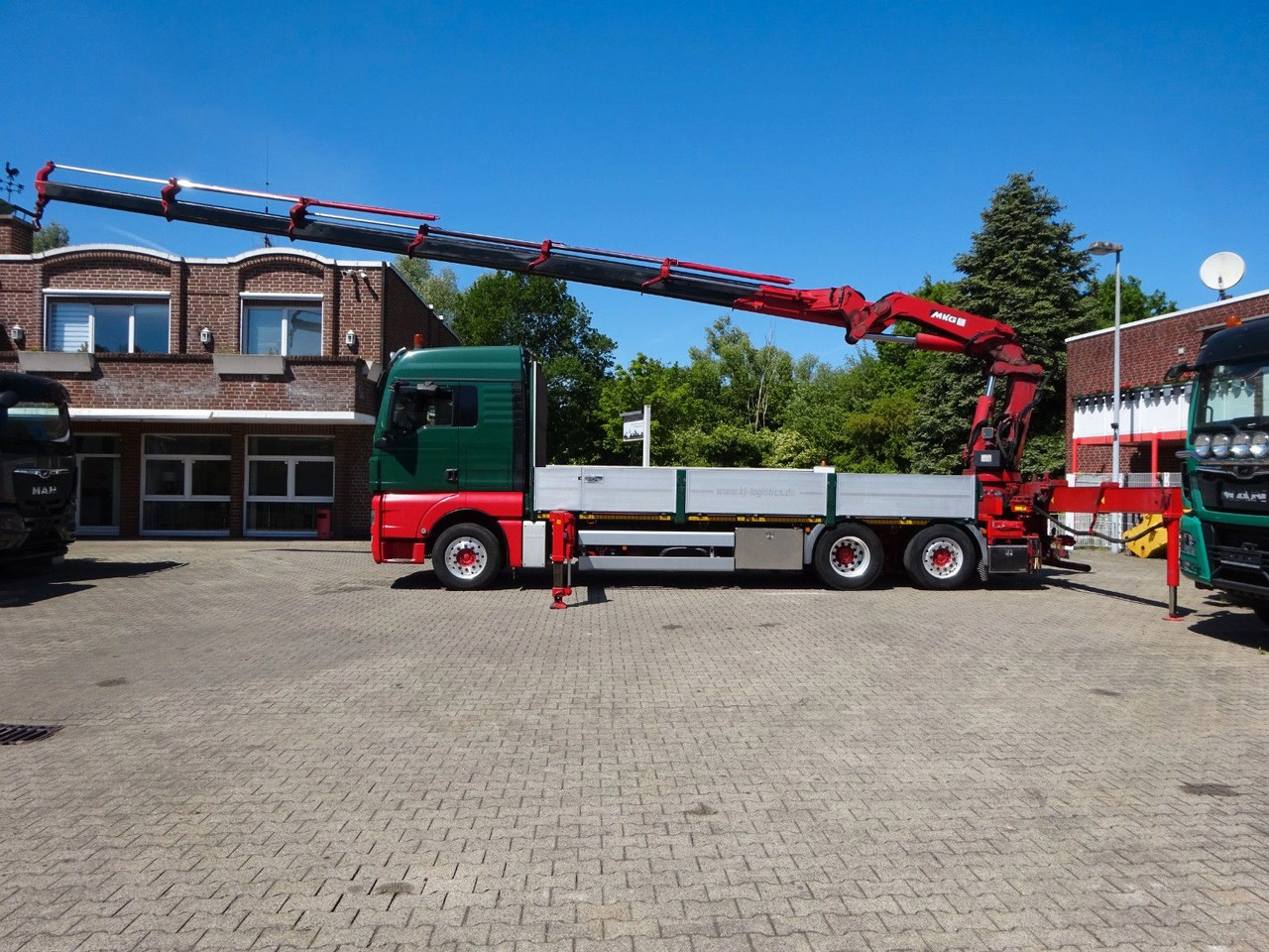 MAN 26.480 TGX + MKG HLK531 Kran +Lift-Lenkachse - Camião grua: foto 2 MAN 26.480 TGX + MKG HLK531 Kran +Lift-Lenkachse - Camião grua: foto 2