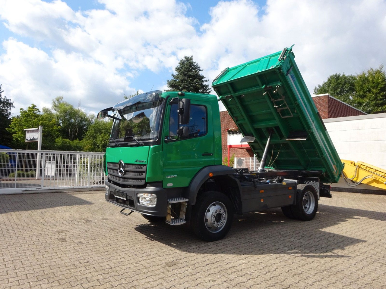 Camião basculante Mercedes-Benz 1530 Atego MEILLER 3Skipper  4x4: foto 1