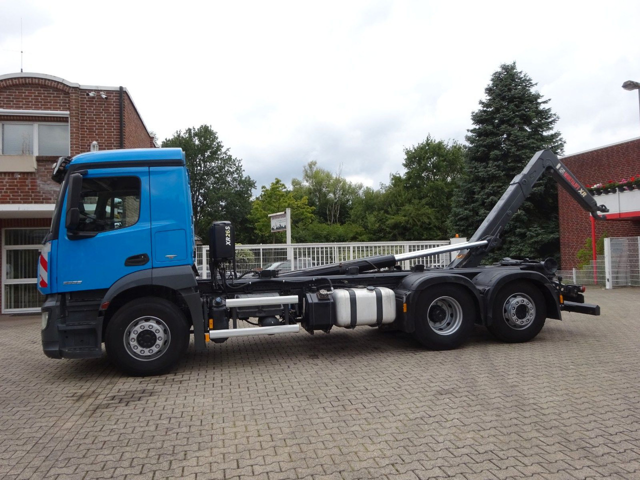 Mercedes-Benz 2533 Antos MULTILIFT Abroller 6x2 - Camião polibenne: foto 3 Mercedes-Benz 2533 Antos MULTILIFT Abroller 6x2 - Camião polibenne: foto 3