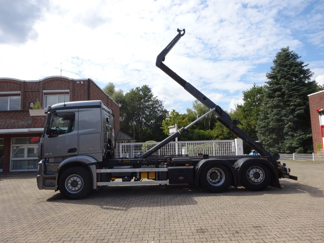 Mercedes-Benz 2545 Actros MEILLER Abroller +Lift-Lenkachse - Camião polibenne: foto 4 Mercedes-Benz 2545 Actros MEILLER Abroller +Lift-Lenkachse - Camião polibenne: foto 4