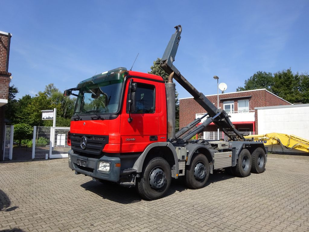 Mercedes-Benz 3246 Actros Abroller K45 8x4 Knickhacken Mercedes-Benz 3246 Actros Abroller K45 8x4 Knickhacken - Camião polibenne: foto 2 Mercedes-Benz 3246 Actros Abroller K45 8x4 Knickhacken Mercedes-Benz 3246 Actros Abroller K45 8x4 Knickhacken - Camião polibenne: foto 2
