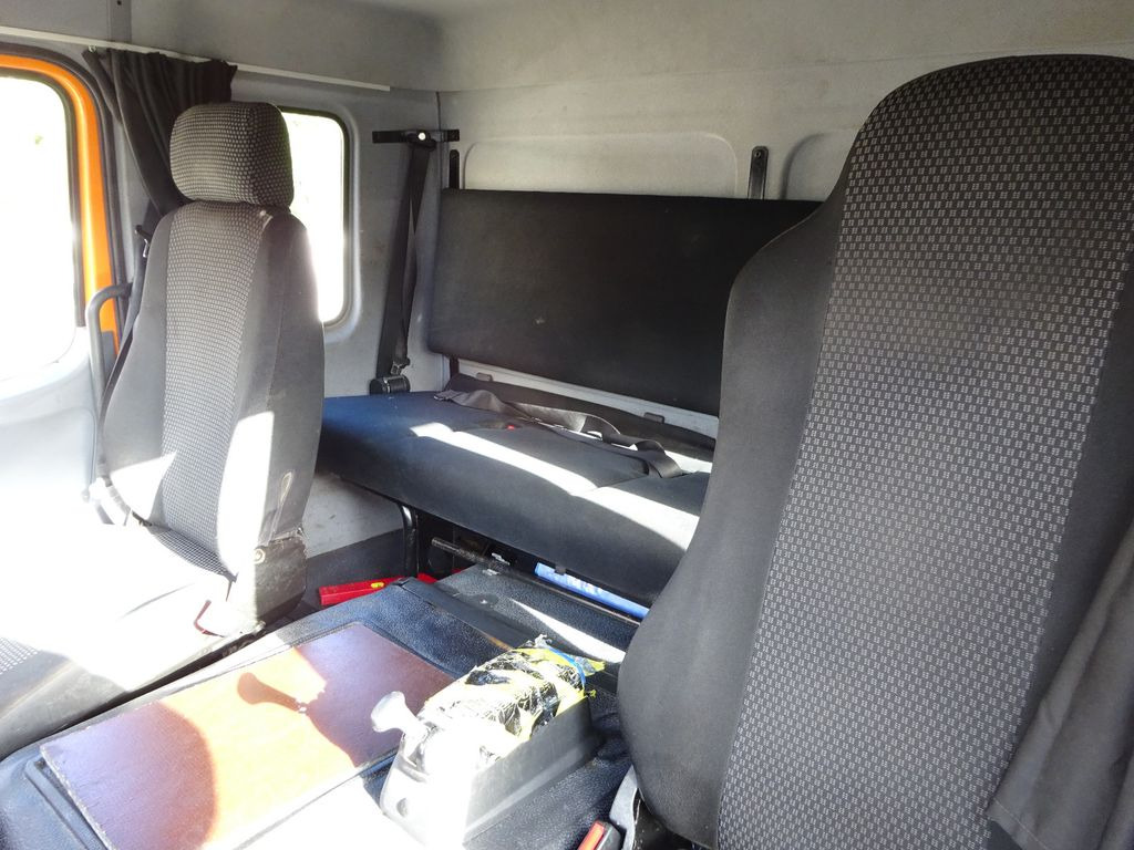 Camião de caixa aberta/ Plataforma Mercedes-Benz 822 Atego Pritsche Doppelkabine 4x2: foto 10