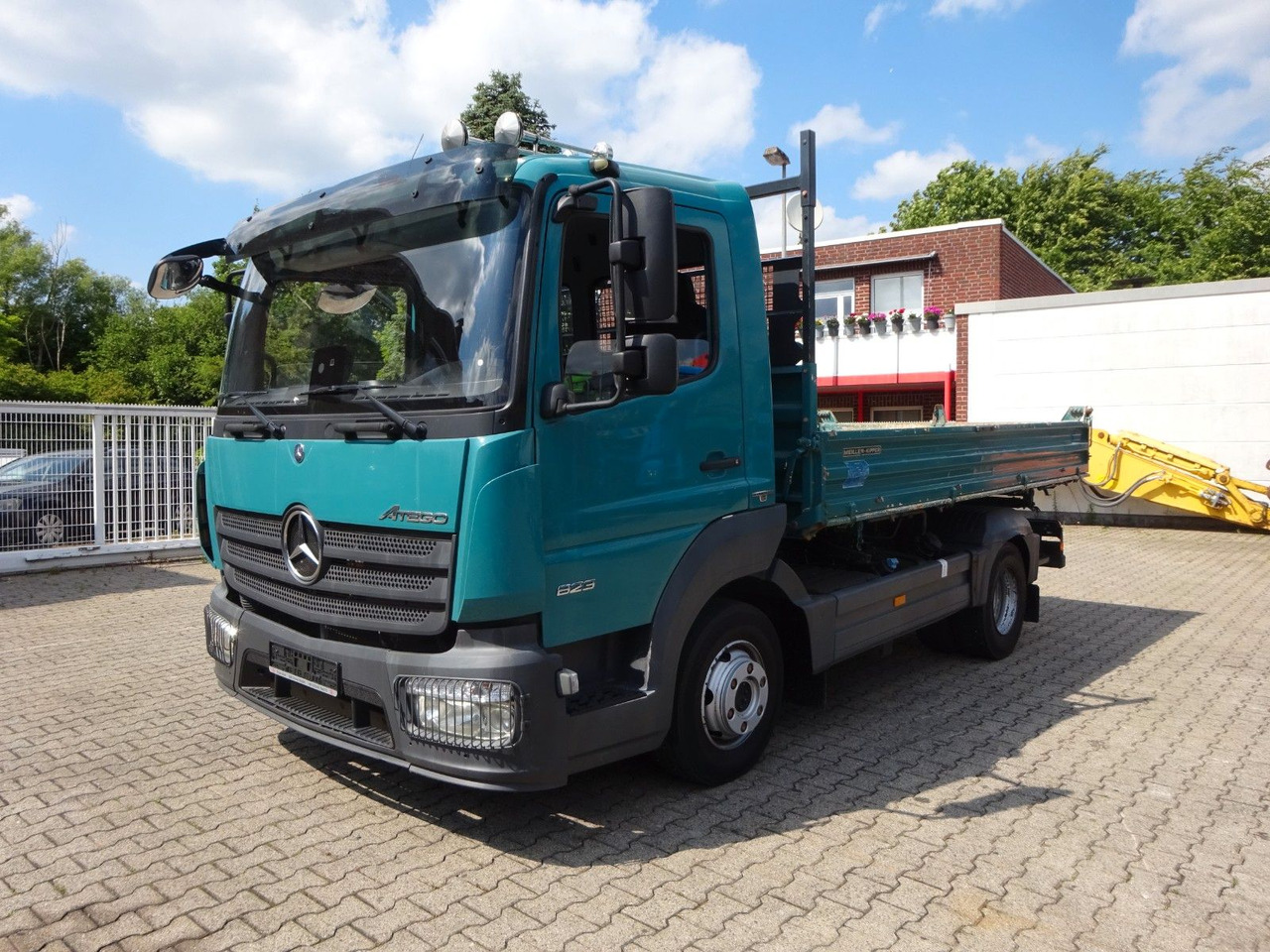 Mercedes-Benz 823 Atego MEILLER 3Skipper 4x2 - Carrinha basculante: foto 3 Mercedes-Benz 823 Atego MEILLER 3Skipper 4x2 - Carrinha basculante: foto 3