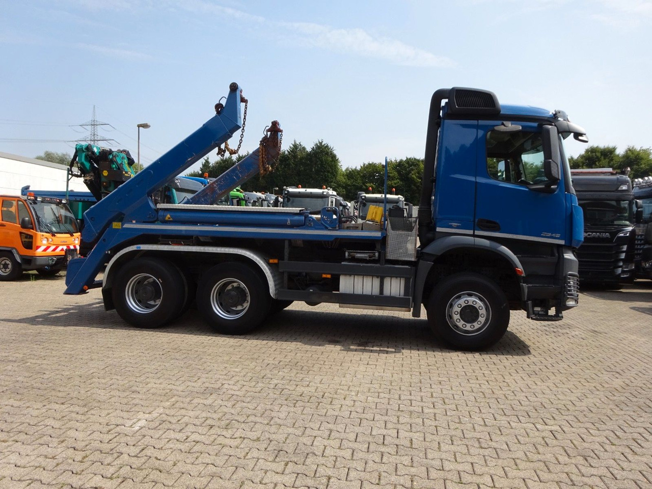 Camião basculante Mercedes-Benz Arocs 2645 Absetzkipper MEILLER 6x4: foto 8