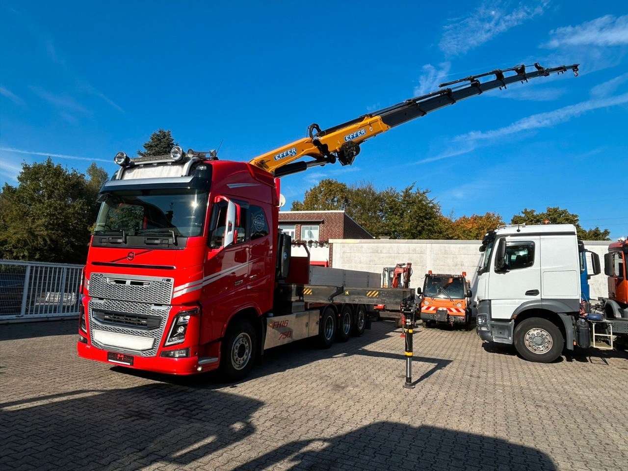 Volvo Autokran FH16 750 Pritsche EFFER 395/8S Lenk - Camião grua: foto 1 Volvo Autokran FH16 750 Pritsche EFFER 395/8S Lenk - Camião grua: foto 1