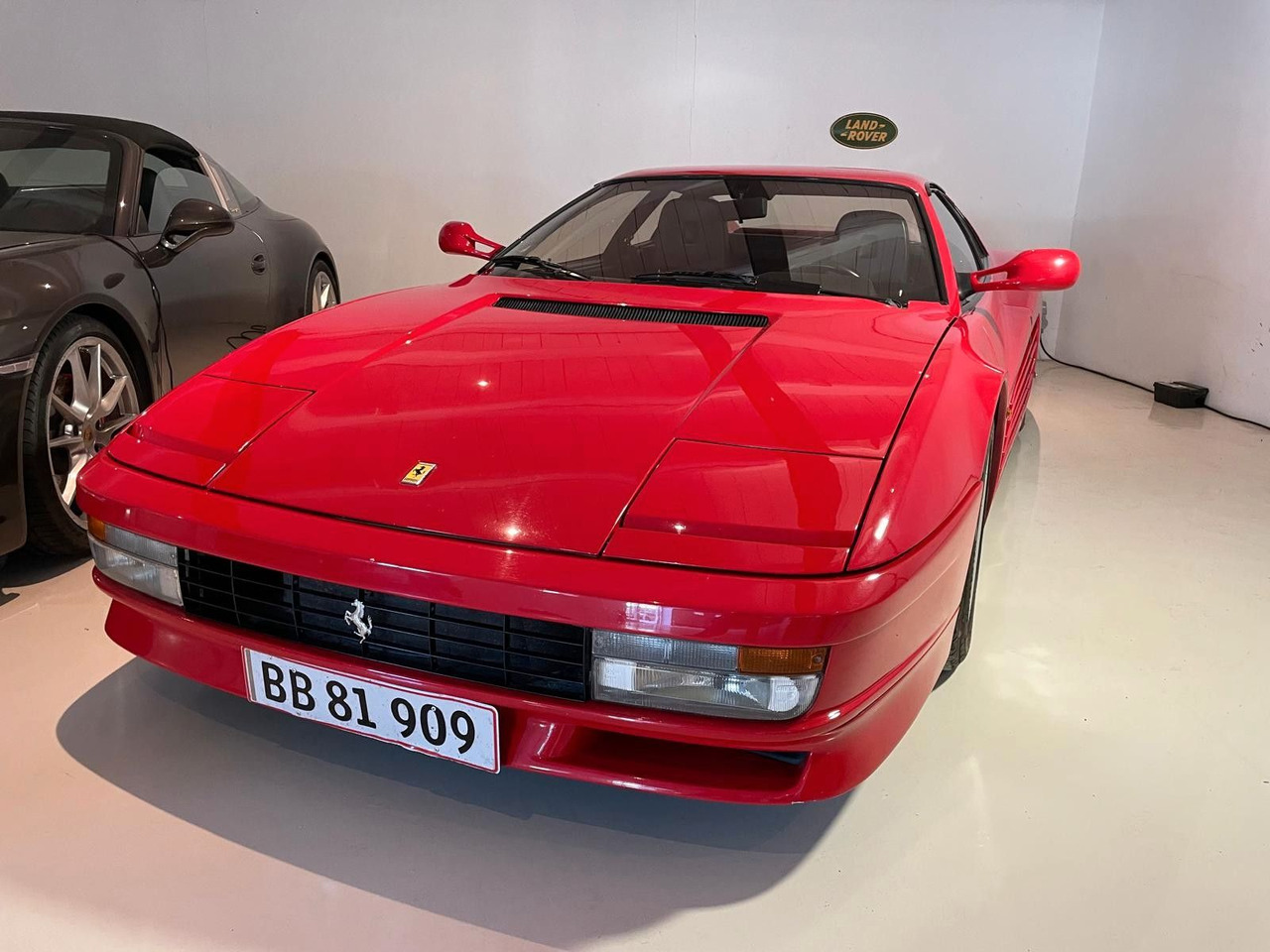 Ferrari Testarossa - Automóvel: foto 1 Ferrari Testarossa - Automóvel: foto 1