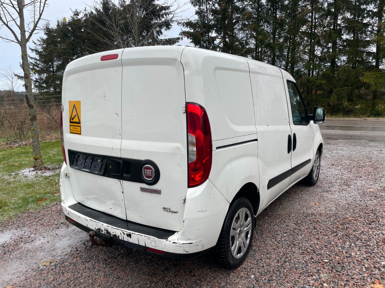 Fiat Doblo Doblò Basis Kasten 1.3 diesel - Carrinha: foto 4 Fiat Doblo Doblò Basis Kasten 1.3 diesel - Carrinha: foto 4