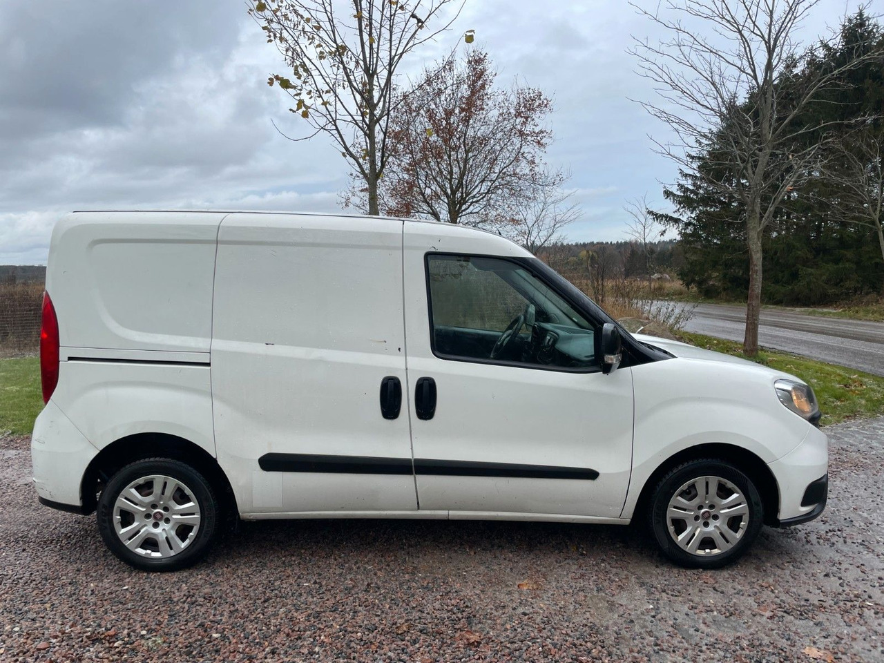 Fiat Doblo Doblò Basis Kasten 1.3 diesel - Carrinha: foto 5 Fiat Doblo Doblò Basis Kasten 1.3 diesel - Carrinha: foto 5