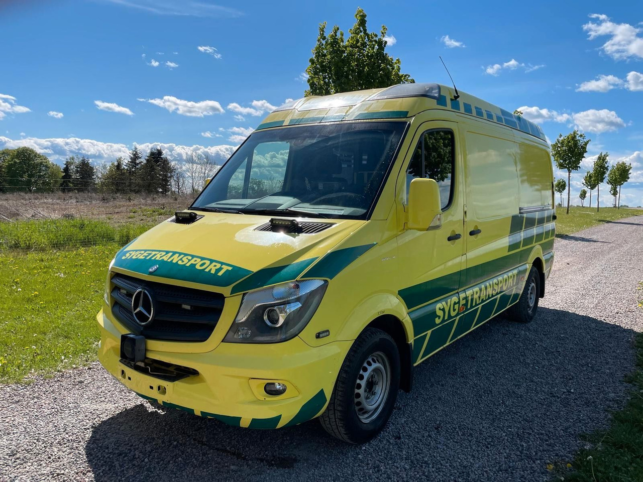 Mercedes-Benz Sprinter II Kasten 316 CDI Aut Ambulance* - Ambulância: foto 1 Mercedes-Benz Sprinter II Kasten 316 CDI Aut Ambulance* - Ambulância: foto 1