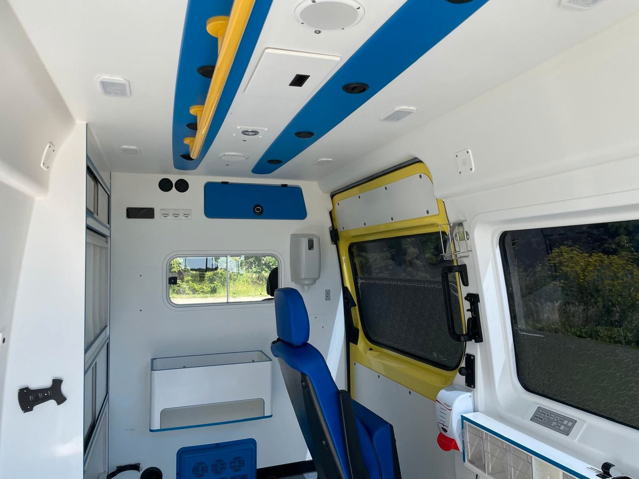 Ambulância Mercedes-Benz Sprinter II Kasten 316 CDI Aut *Ambulance: foto 22
