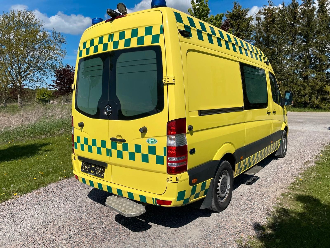 Mercedes-Benz Sprinter II Kasten 316 CDI Aut Ambulance* - Ambulância: foto 5 Mercedes-Benz Sprinter II Kasten 316 CDI Aut Ambulance* - Ambulância: foto 5