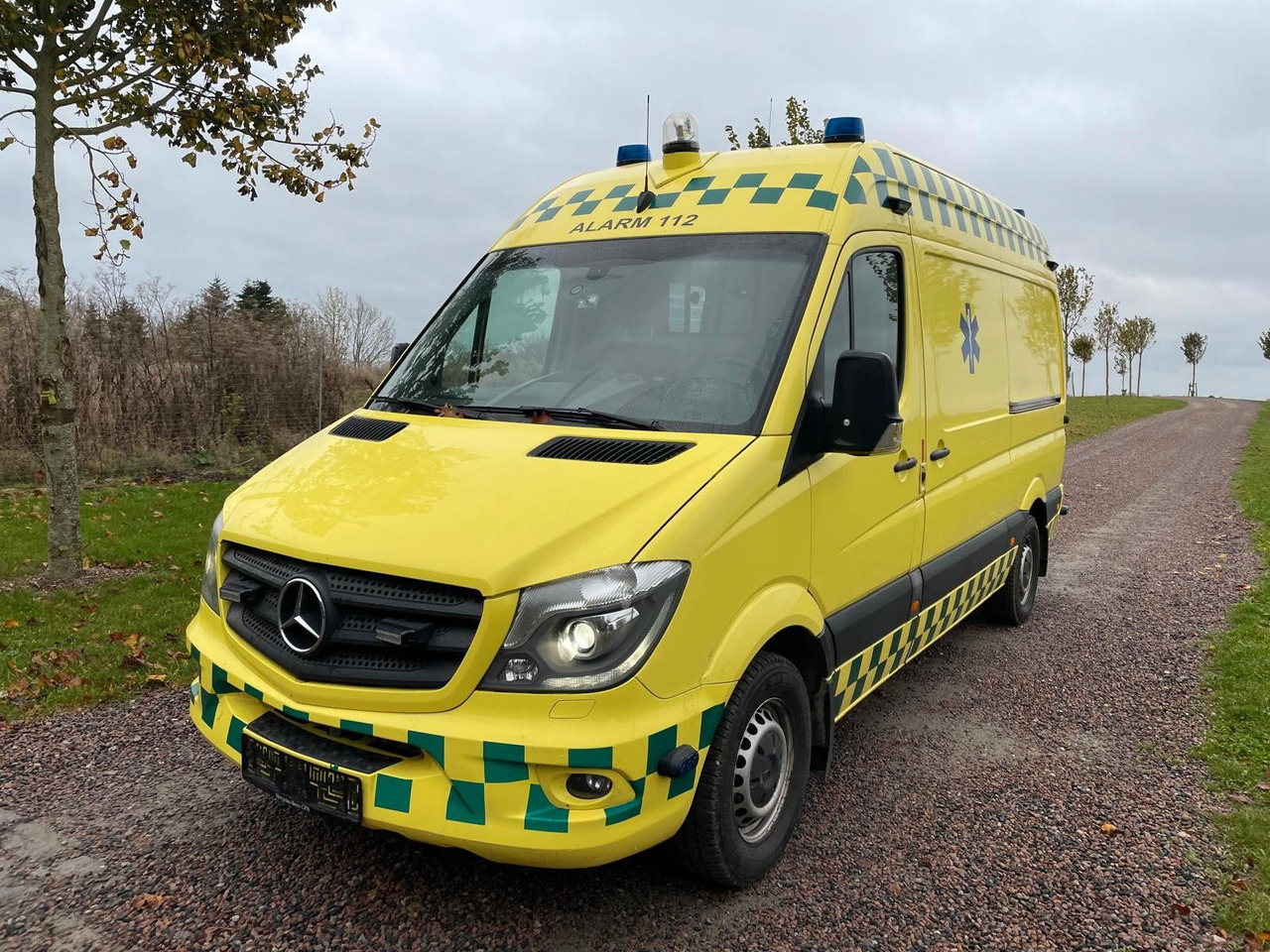 Mercedes-Benz Sprinter II Kasten 316 CDI Aut Ambulance - Ambulância: foto 1 Mercedes-Benz Sprinter II Kasten 316 CDI Aut Ambulance - Ambulância: foto 1