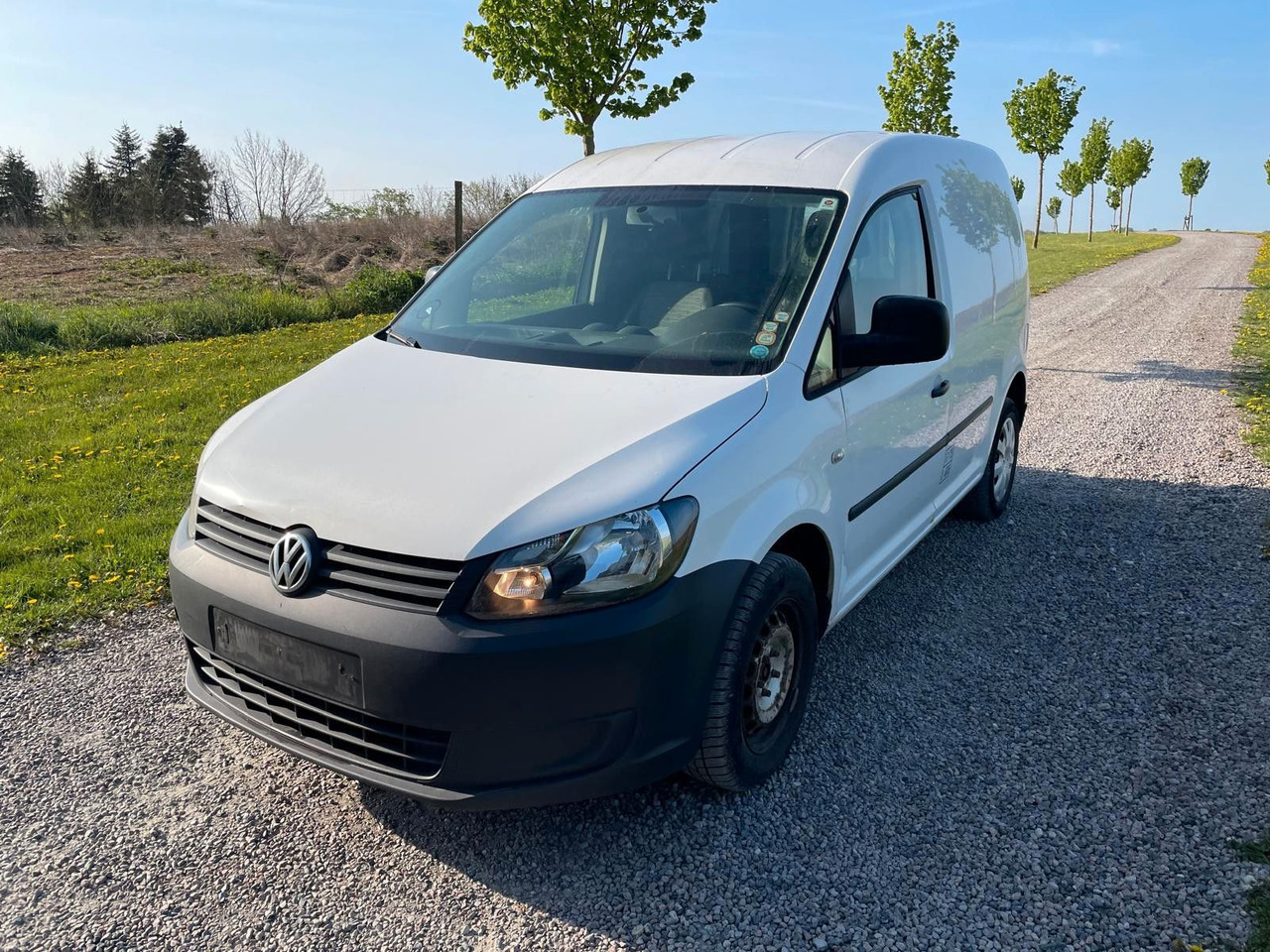 Volkswagen Caddy Kasten Kombi BMT 1.6 TDI - Automóvel: foto 1 Volkswagen Caddy Kasten Kombi BMT 1.6 TDI - Automóvel: foto 1