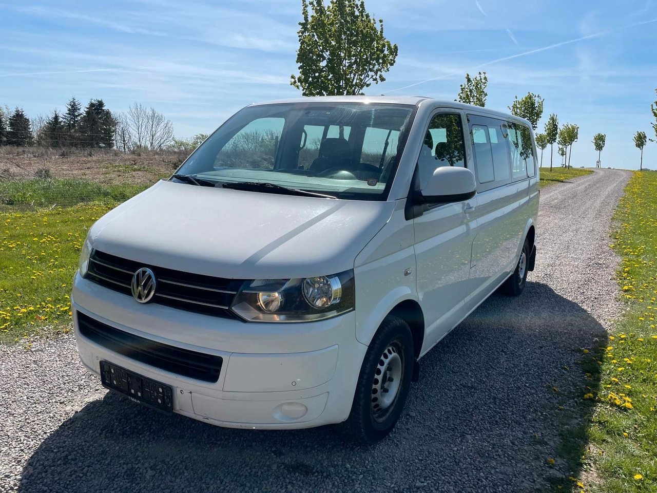 Volkswagen T5 Caravelle 2.0 TDI DSG Comfortline Lang - Furgão de passageiros: foto 1 Volkswagen T5 Caravelle 2.0 TDI DSG Comfortline Lang - Furgão de passageiros: foto 1