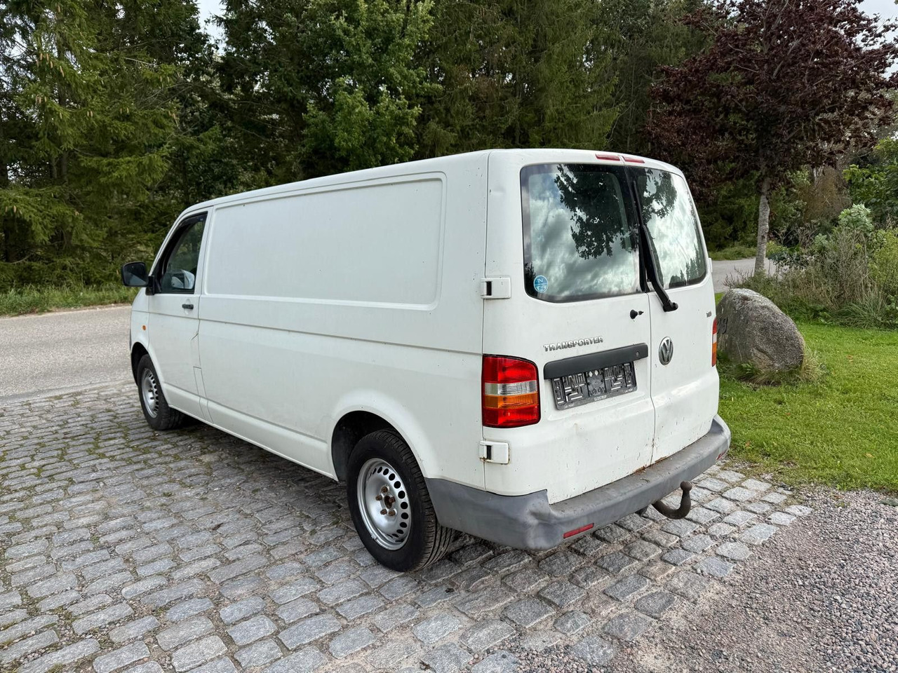 Volkswagen T5 Transporter 2.5 TDI Kasten lang - Furgão compacto: foto 3 Volkswagen T5 Transporter 2.5 TDI Kasten lang - Furgão compacto: foto 3