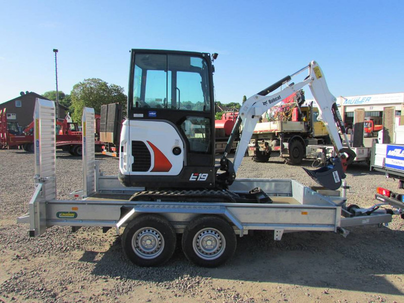 Bobcat E 19 + Anhänger Unsinn 3618-35-14 - Mini escavadeira: foto 5 Bobcat E 19 + Anhänger Unsinn 3618-35-14 - Mini escavadeira: foto 5