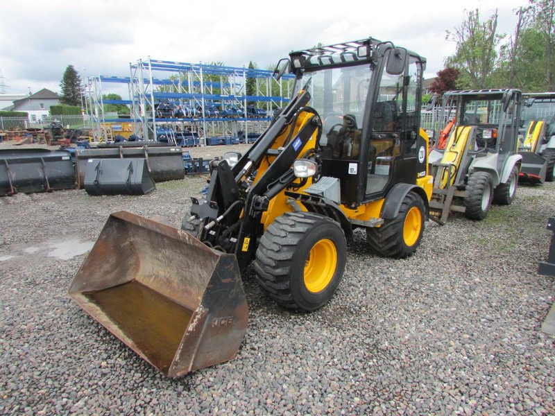 JCB 403 Radlader 22.500 EUR - Pá carregadora de rodas: foto 2 JCB 403 Radlader 22.500 EUR - Pá carregadora de rodas: foto 2