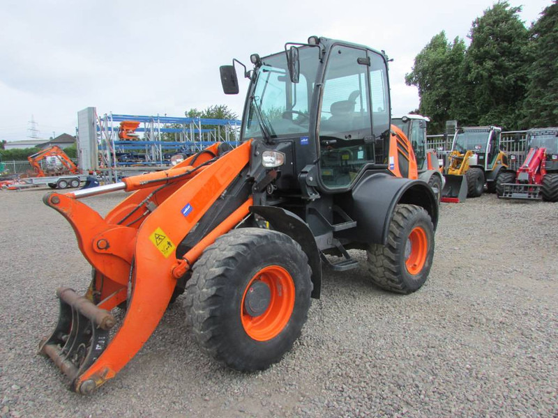 Komatsu WA 100 M-7 Radlader 29.000 EUR - Pá carregadora de rodas: foto 2 Komatsu WA 100 M-7 Radlader 29.000 EUR - Pá carregadora de rodas: foto 2
