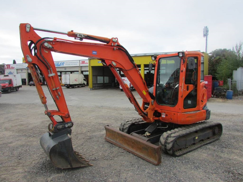 Kubota U 55-4 Minibagger 24.500 EUR - Mini escavadeira: foto 3 Kubota U 55-4 Minibagger 24.500 EUR - Mini escavadeira: foto 3