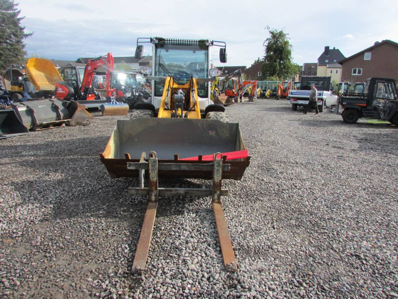 Liebherr L 506 Compact Radlader 46.500 EUR netto L506C - Pá carregadora de rodas: foto 5 Liebherr L 506 Compact Radlader 46.500 EUR netto L506C - Pá carregadora de rodas: foto 5