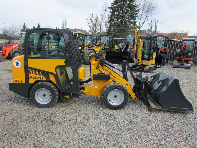 Schäffer 2428 SLT Schmalspur Radlader 32.500 - Mini pá carregadora de rastos: foto 1 Schäffer 2428 SLT Schmalspur Radlader 32.500 - Mini pá carregadora de rastos: foto 1