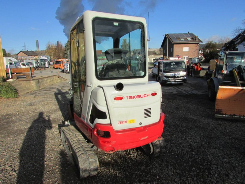 Takeuchi TB 225 V3 Minibagger 30.500 EUR - Mini escavadeira: foto 5 Takeuchi TB 225 V3 Minibagger 30.500 EUR - Mini escavadeira: foto 5