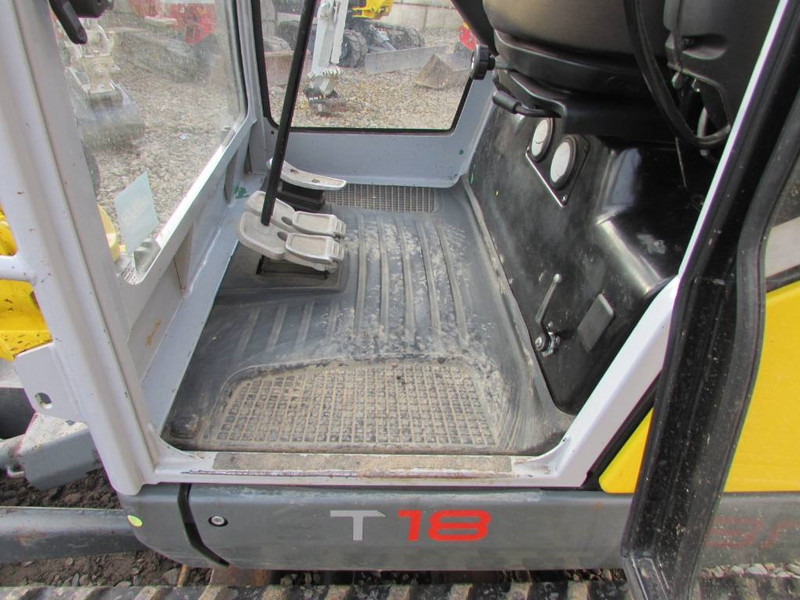 Mini escavadeira WACKER NEUSON ET 18 Minibagger 19.000 EUR: foto 6 Mini escavadeira WACKER NEUSON ET 18 Minibagger 19.000 EUR: foto 6