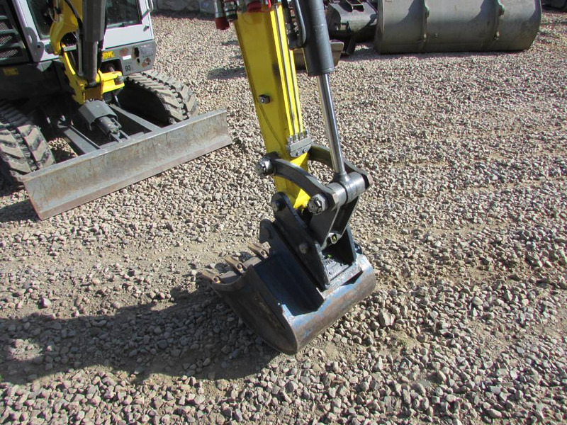 WACKER NEUSON EZ 26 Minibagger 27.000 EUR - Mini escavadeira: foto 3 WACKER NEUSON EZ 26 Minibagger 27.000 EUR - Mini escavadeira: foto 3