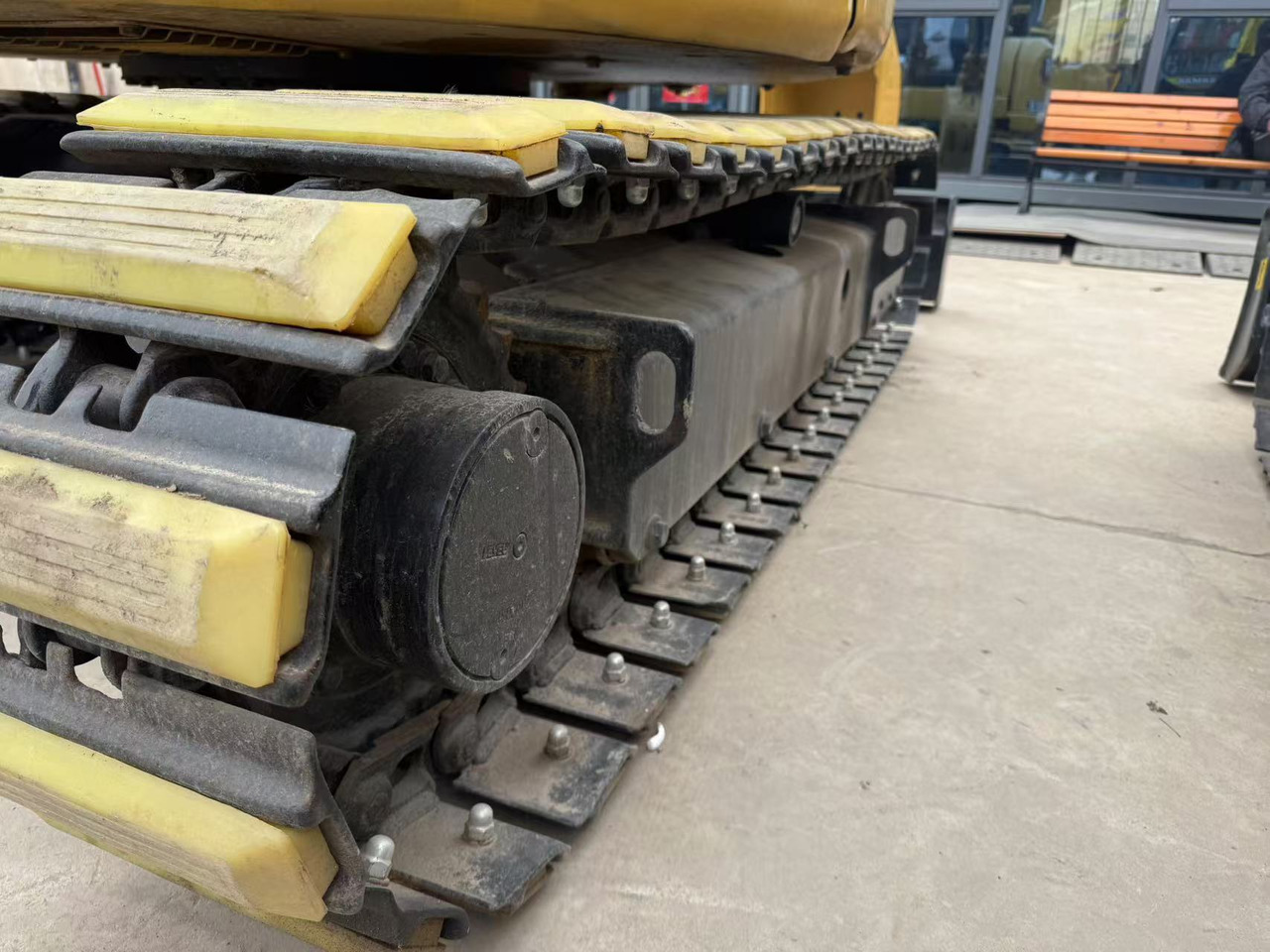 CATERPILLAR 303.5ECR - Mini escavadeira: foto 4 CATERPILLAR 303.5ECR - Mini escavadeira: foto 4