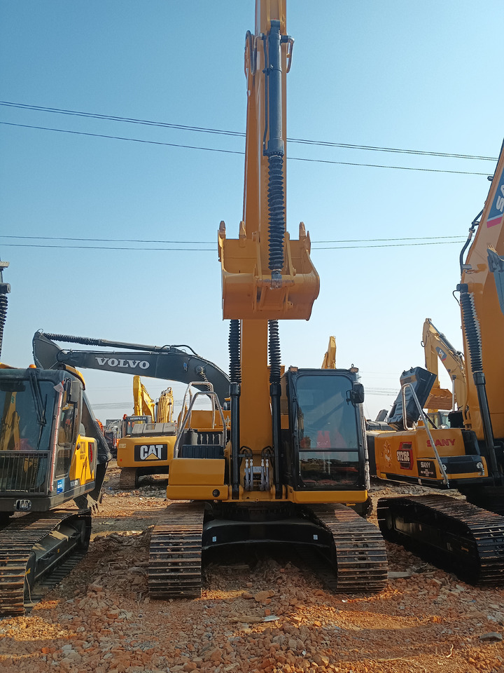 Escavadora de rastos CATERPILLAR 320GC: foto 8