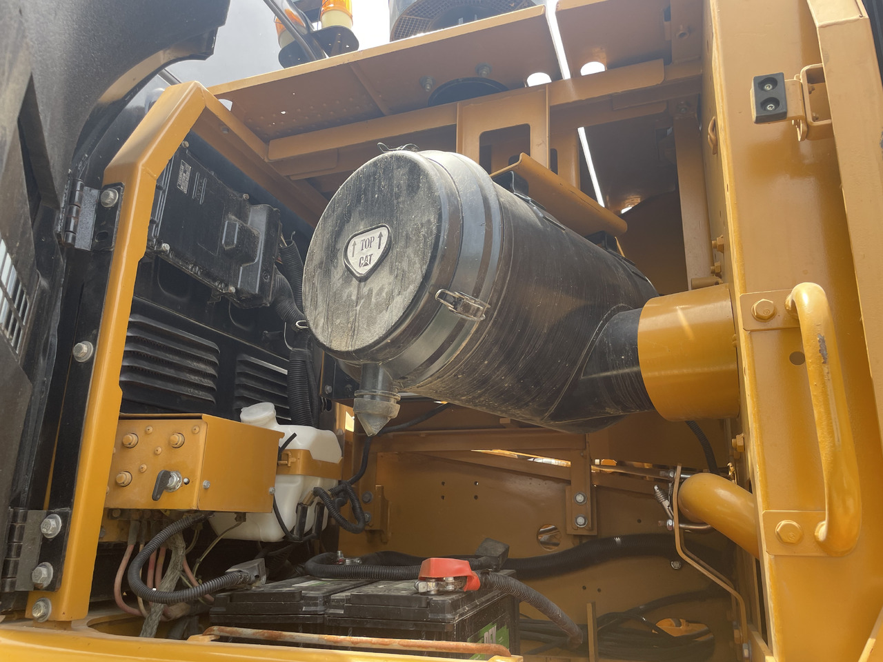 CATERPILLAR 330D2 - Escavadora de rastos: foto 5 CATERPILLAR 330D2 - Escavadora de rastos: foto 5