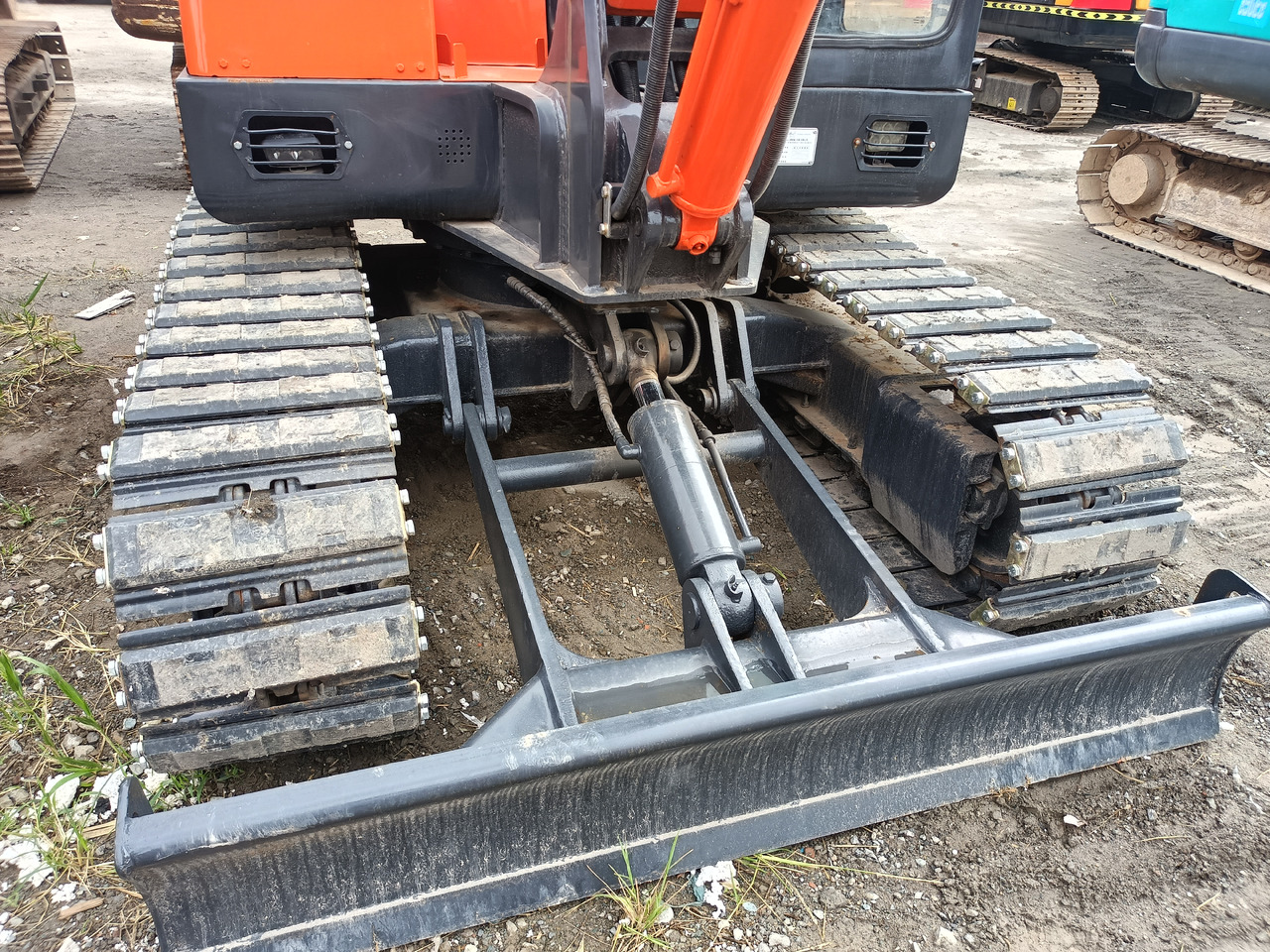 DOOSAN DH60-7 - Mini escavadeira: foto 2 DOOSAN DH60-7 - Mini escavadeira: foto 2