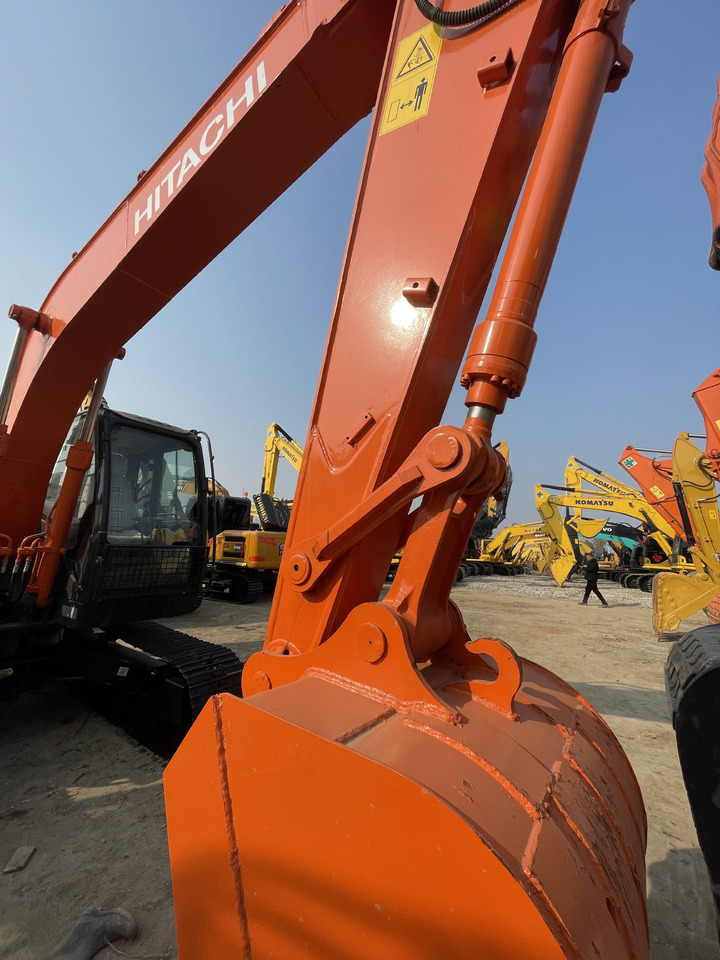 HITACHI ZX130 - Escavadora de rastos: foto 5 HITACHI ZX130 - Escavadora de rastos: foto 5