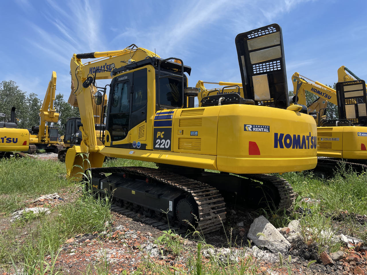 KOMATSU PC 220-8 - Escavadora de rastos: foto 1 KOMATSU PC 220-8 - Escavadora de rastos: foto 1